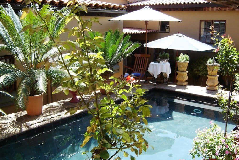 Bohemian Guesthouse - Pretoria-Noord Exterior foto